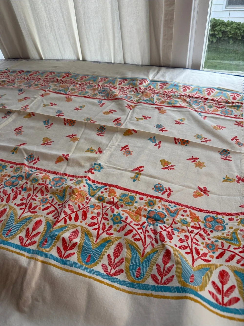 Vintage Mid Century Modern Cotton Tablecloth 58x43 Scandinavian Folk Floral